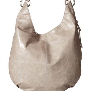 HOBO Gardner Shoulder Bag in Cloud